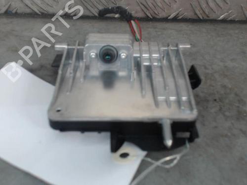 camera-mercedes-benz-gla-h247-2020-33615370 main image