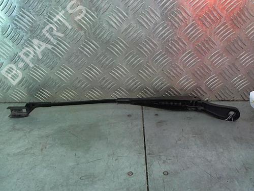 front-windshield-wiper-arm-renault-twingo-ii-cn0_-2007-23839431 main image