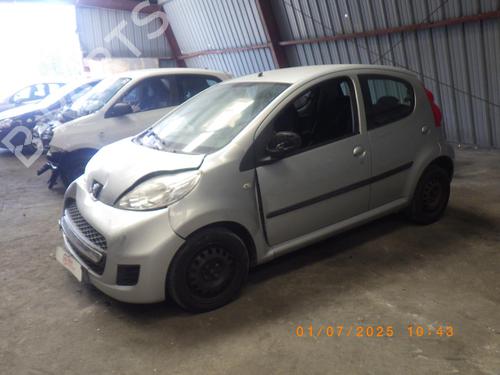 Left front window switch PEUGEOT 107 (PM_, PN_) 1.0 | BP29457748I27 - Image 10