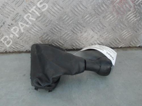 Used Shift knob Shift knob CITROËN C3 II (SC_) 1.2 VTi 82 (82 hp) 27895997 27895997