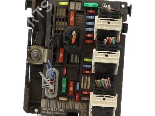 Used Fuse box Fuse box PEUGEOT 3008 I MPV (0U_) [2009-2017] 34005514 34005514