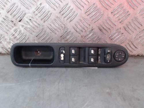 Used Left front window switch CITROËN C3 Picasso (SH_) 1.6 HDi (90 hp) 30570246
