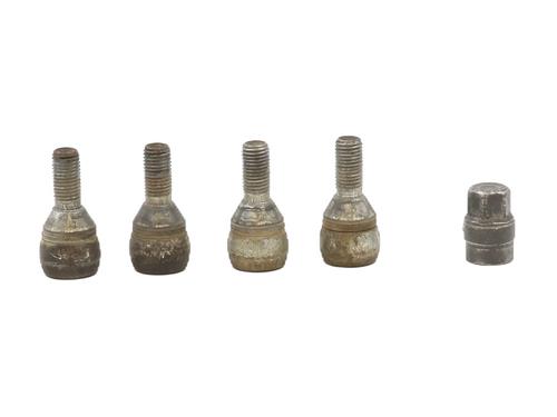 andre-dacia-duster-hs_-2010-2011-2012-2013-2014-2015-2016-2017-2018-31597618 main image