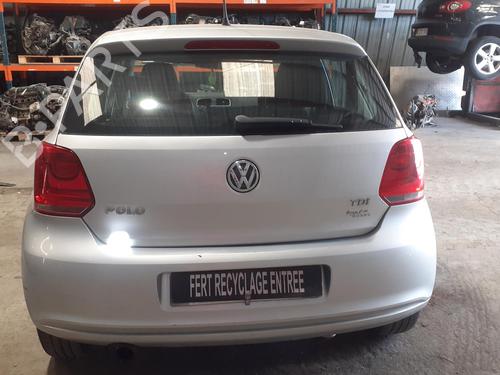 Left headlight VW POLO V (6R1, 6C1) 1.6 TDI | BP32304684C28 