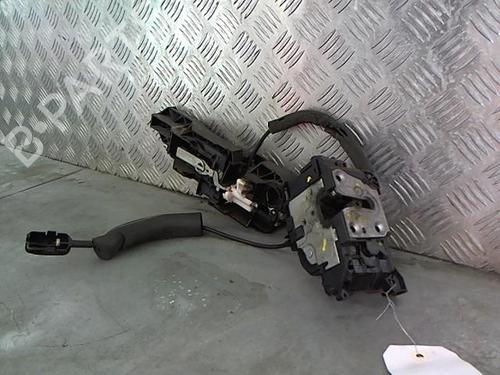 front-right-lock-renault-megane-iii-hatchback-bz01_-b3_-2008-24295284 main image