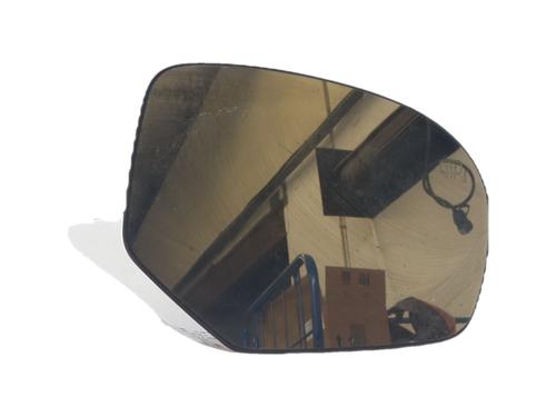 Used Right mirror glass Right mirror glass SUZUKI SWIFT IV (FZ, NZ) 1.2 4x4 (AZH412, ZD72S) (94 hp) 39730083 39730083