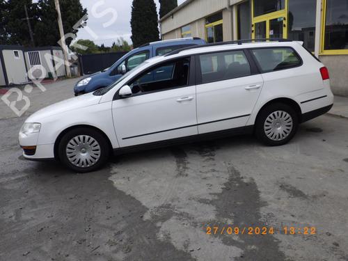Used Left front door VW PASSAT B6 Variant (3C5) 2.0 TDI (110 hp) 23052366