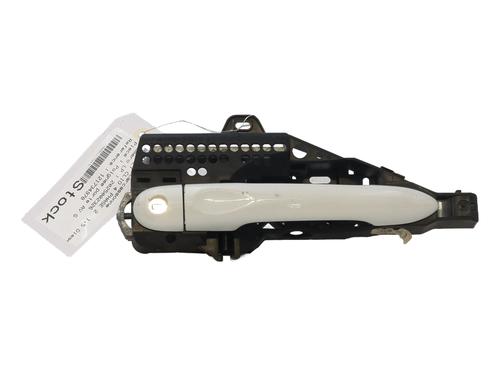 front-left-exterior-door-handle-renault-clio-iv-bh_-2012-2013-2014-2015-2016-2017-2018-2019-2020-2021-33416968 main image