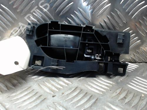 Used Front left interior door handle PEUGEOT 3008 I MPV (0U_) 1.6 HDi (112 hp) 23836978
