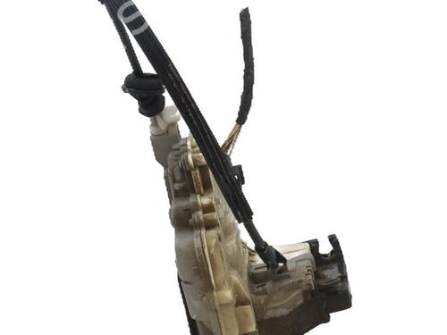 front-right-lock-vw-passat-b6-3c2-2005-2006-2007-2008-2009-2010-2011-32477932 main image