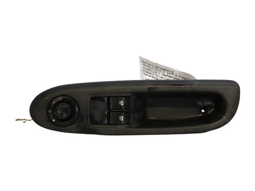 Used Left front window switch RENAULT CLIO II (BB_, CB_) 1.5 dCi (B/C2J) (68 hp) 28139662