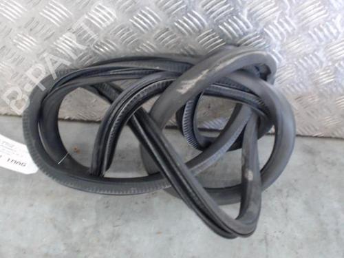 Rubber door seal OPEL MERIVA B MPV (S10) 1.7 CDTI (75) | BP26580494C142 