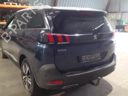 Used Left taillight PEUGEOT 5008 II (MC_, MJ_, MR_, M4_) 2.0 BlueHDi 180 (MJEHZW, MJEHZR, MJEHZP) (177 hp) 32045697