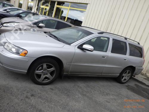 Brugte VOLVO V70 II (285) 2.4 2206548