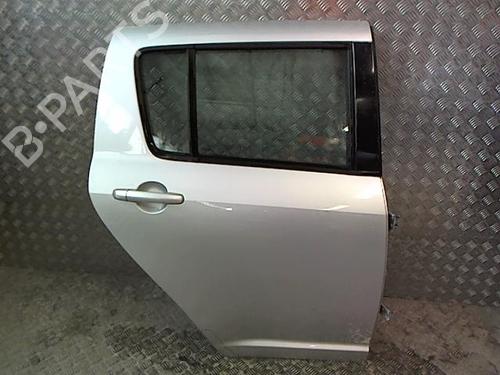 right-rear-door-suzuki-swift-iii-mz-ez-2005-23838334 main image