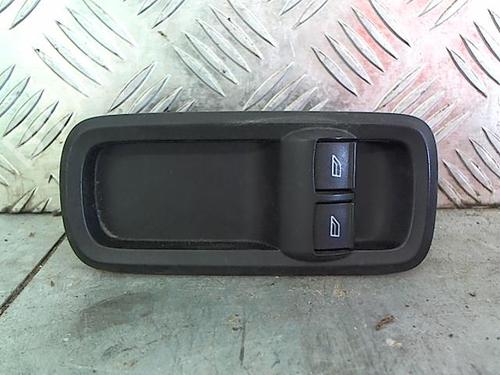 Used Left front window switch FORD FIESTA VI (CB1, CCN) 1.25 (60 hp) 23839390