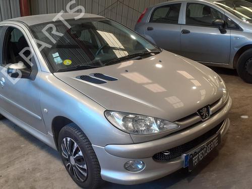 Used Parts PEUGEOT 206 Hatchback (2A/C) 1.4 i (75 hp) 4420786