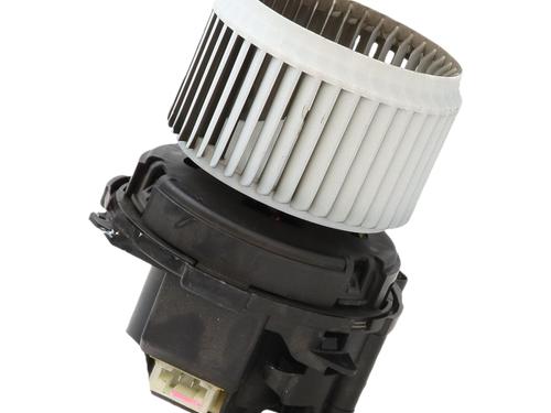 Heater blower motor RENAULT CLIO V (B7_) 1.0 TCe 90 (B7MT) | BP37419330M62 - Image 3