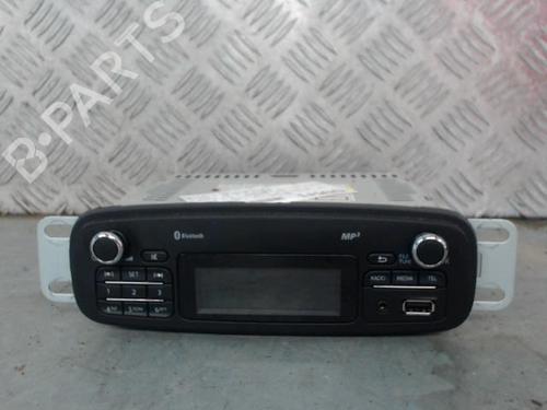 Used Radio RENAULT CLIO IV (BH_) 1.5 dCi 75 (75 hp) 28625526