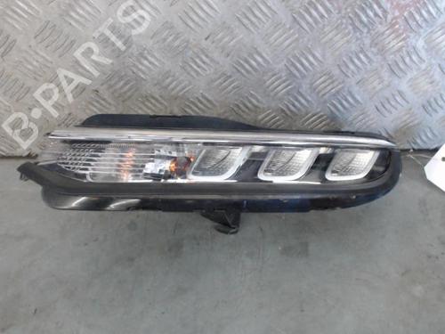 Used Left front indicator Left front indicator CITROËN C3 III (SX) 1.2 PureTech 82 (83 hp) 27219956 27219956