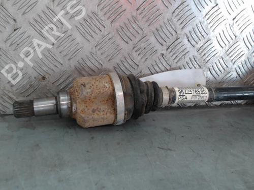 Left front driveshaft CITROËN C4 CACTUS 1.2 VTi 82 | BP29634378M38