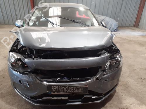 Used Parts VOLVO V40 Hatchback (525) D2 5042800