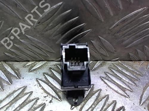 Used Right rear window switch Right rear window switch VOLVO V70 III (135) D5 (185 hp) 23050619 23050619