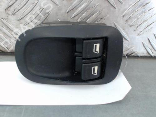 Used Switch Switch PEUGEOT 206+ (2L_, 2M_) 1.4 i (73 hp) 29070844 29070844