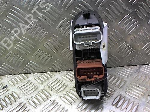 Used Switch Switch 23049563 23049563