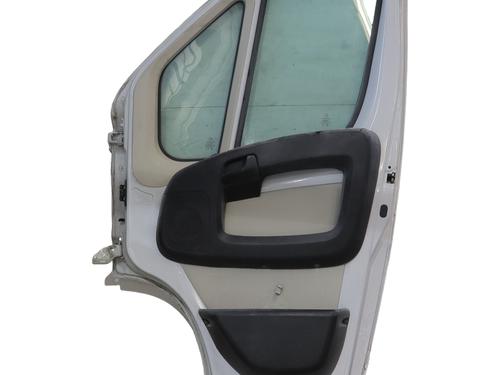 Used Right front door Right front door 38876842 38876842