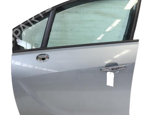 Used Left front door OPEL MERIVA B MPV (S10) 1.7 CDTI (75) (110 hp) 26580495