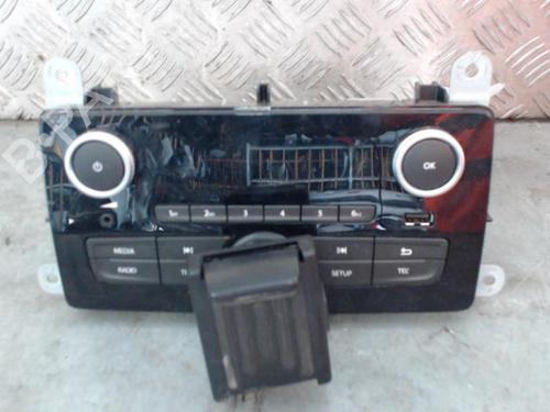 Used Radio RENAULT CLIO IV (BH_) 1.5 dCi 75 (75 hp) 25814008