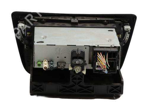 radio-peugeot-508-i-8d_-2010-2011-2012-2013-2014-2015-2016-2017-2018-26236692 main image