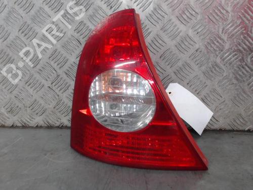 Feu arrière gauche RENAULT CLIO II (BB_, CB_) 1.4 16V (B/CB0P, BB13) (98 hp) 30575648
