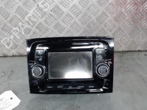 Used Radio FIAT DOBLO Cargo (263_) 1.3 D Multijet (90 hp) 30357862