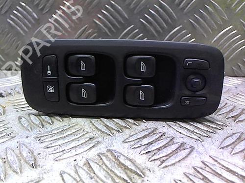 Interrupteur de vitre avant gauche VOLVO V70 II (285) 2.4 (170 hp) 23050903
