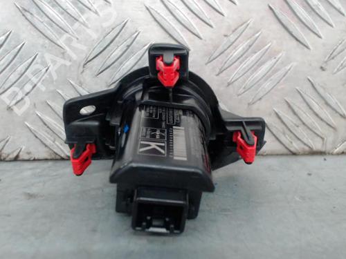 Used Switch Switch TOYOTA C-HR (_X1_) 2.0 Hybrid (MAXH10) (184 hp) 23838858 23838858