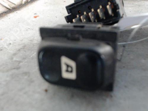 Used Left front window switch Left front window switch CITROËN BERLINGO / BERLINGO FIRST MPV (MF_, GJK_, GFK_) 2.0 HDI 90 (MFRHY) (90 hp) 25866136 25866136