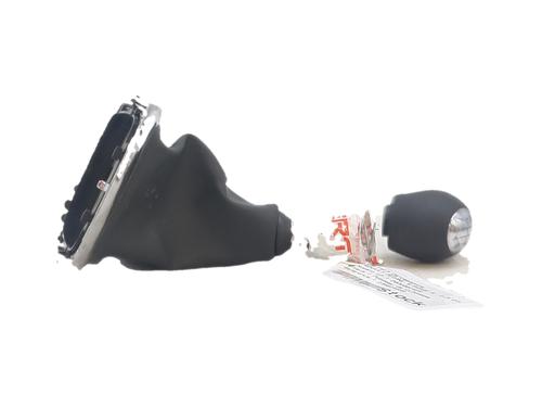 shift-knob-renault-megane-iii-hatchback-bz01_-b3_-2008-40269329 main image