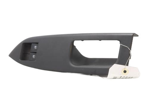 Interrupteur de vitre avant gauche VW CADDY III MPV (2KB, 2KJ, 2CB, 2CJ) 2.0 TDI 16V (140 hp) 31069818