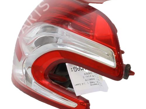 Used Right taillight Right taillight 39042654 39042654
