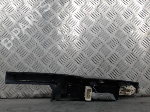 Left front window switch HYUNDAI TUCSON (JM) 2.0 CRDi | BP29518842I27 