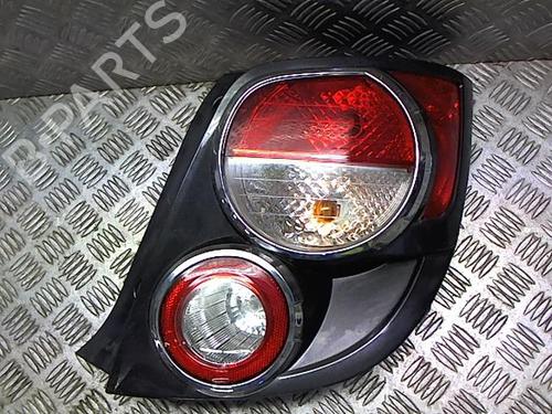 Used Right taillight CHEVROLET AVEO Hatchback (T300) 1.3 D (95 hp) 23051047