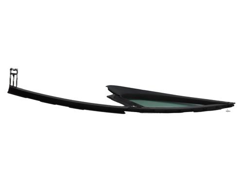 front-right-quarter-glass-peugeot-2008-i-cu_-2013-36762624 main image