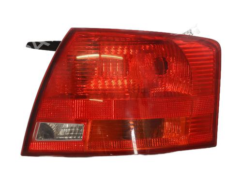 Høyre baklys AUDI A4 B7 Avant (8ED) 2.0 TDI (170 hp) 28288385