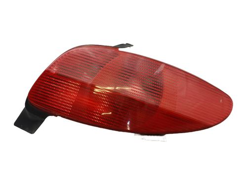 Used Right taillight PEUGEOT 206 Hatchback (2A/C) 2.0 HDI 90 (90 hp) 27747092