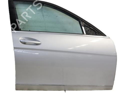 Used Right front door MERCEDES-BENZ C-CLASS (W204) C 200 CDI (204.007, 204.006) (136 hp) 25251822