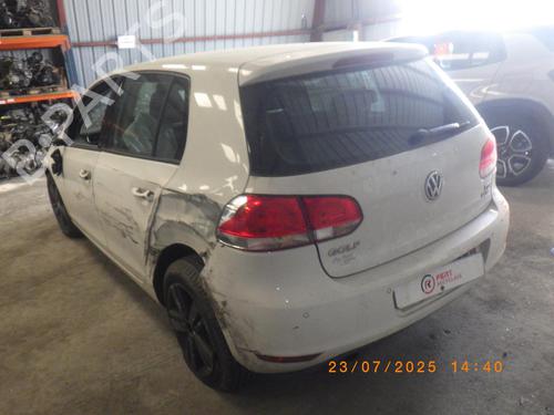 Front right seatbelt VW GOLF VI (5K1) 1.6 TDI | BP32060670I25 