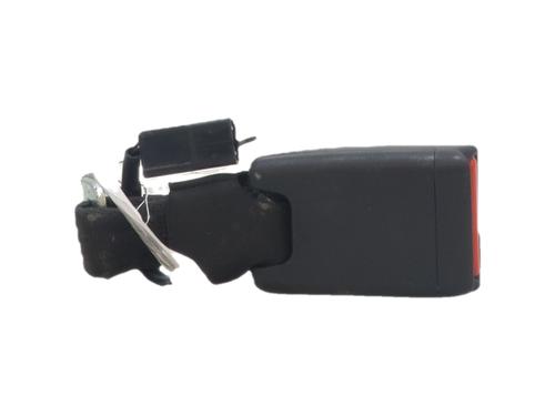 seat-buckle-toyota-aygo-_b4_-2014-40269298 main image