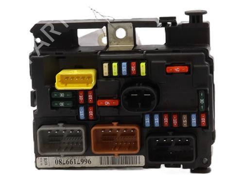 Fuse box CITROËN C3 II (SC_) 1.4 HDi 70 (SC8HZC, SC8HR0, SC8HP4) | BP30939481E1 - Image 5